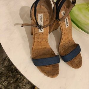 Open-toe high-heel sandals